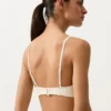 Top de bikini triangular de croché con textura de burbujas