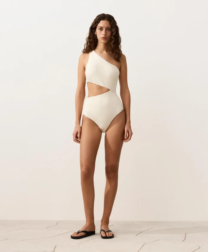 Trikinis asimétricos de croché con burbujas Trikinis asimétricos de croché con burbujas