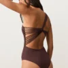 Trikinis con tirantes asimétricos Trikinis con tirantes asimétricos