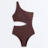 Trikinis con tirantes asimétricos Trikinis con tirantes asimétricos